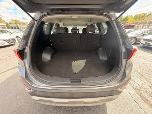 Used 2020 Hyundai Santa Fe SE image 13