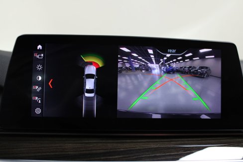 Used 2019 BMW 540i w/ M Sport Package image 30