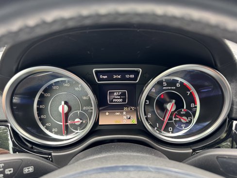 Used 2012 Mercedes-Benz ML 63 AMG 4MATIC image 28