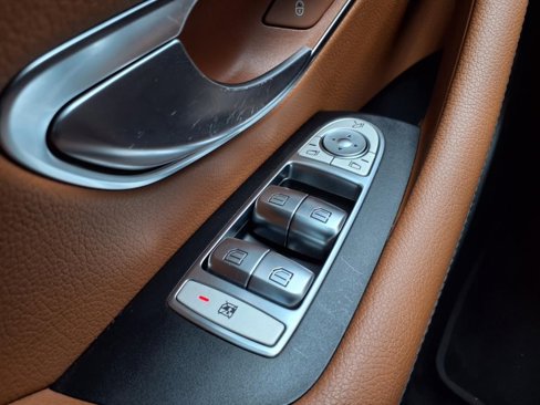 Used 2018 Mercedes-Benz E 400 Cabriolet image 10