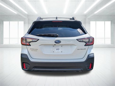 Used 2021 Subaru Outback Premium image 4