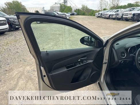 Used 2014 Chevrolet Cruze LT image 10