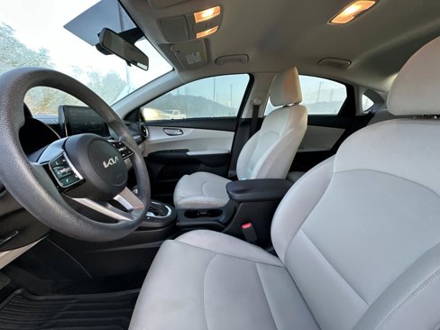 Used 2022 Kia Forte LXS image 21