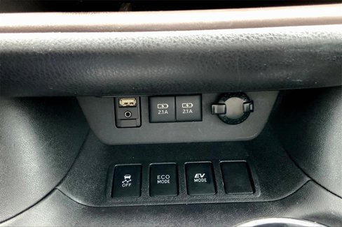 Used 2018 Toyota Highlander XLE image 16