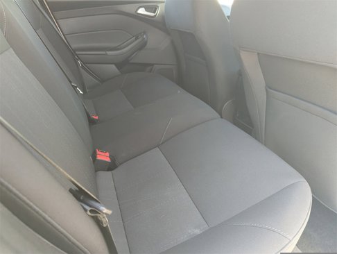 Used 2015 Ford Focus SE image 11