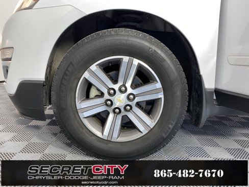 Used 2016 Chevrolet Traverse LT image 9