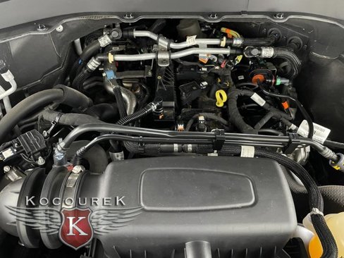 Used 2022 Ford Explorer XLT w/ Equipment Group 202A image 23