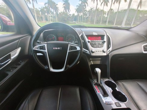 Used 2011 GMC Terrain SLT image 13