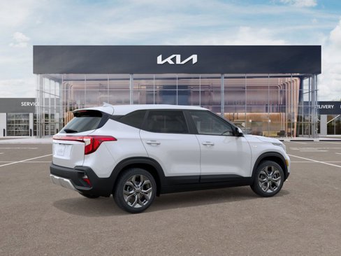 New 2026 Kia Seltos LX image 6