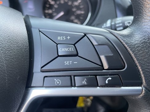 Used 2020 Nissan Rogue Sport S image 28