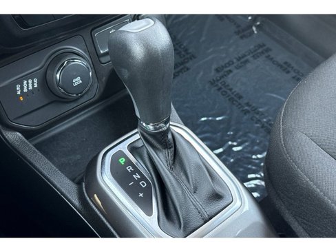 Used 2022 Jeep Renegade Latitude image 32