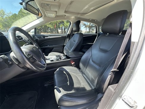 Used 2014 Ford Fusion Titanium image 11