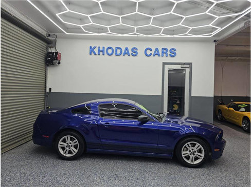 Used 2013 Ford Mustang Coupe image 5