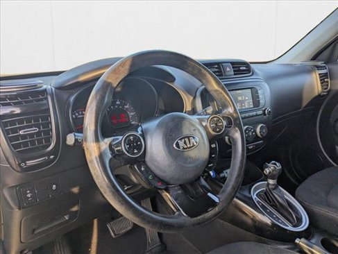 Used 2018 Kia Soul image 19