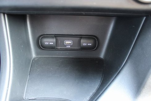 Used 2020 Kia Sportage LX image 20