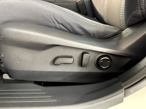 Used 2022 Subaru Outback Premium image 14