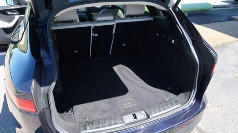 Used 2019 Jaguar F-PACE Prestige image 22