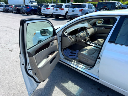 Used 2009 Toyota Avalon Limited image 14