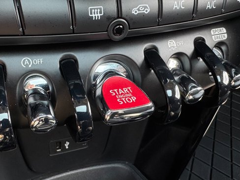 Used 2022 MINI Cooper S w/ Premium Package image 69