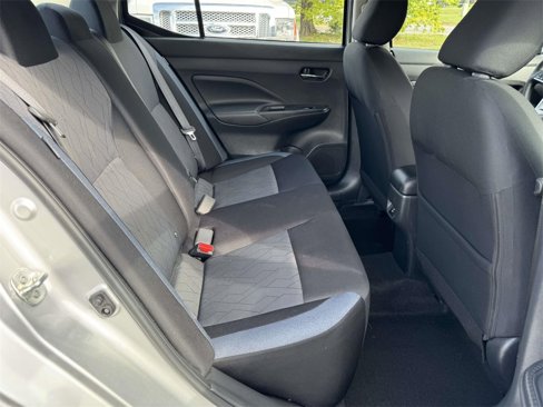 Used 2023 Nissan Versa SV image 14