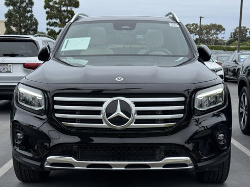 Certified 2025 Mercedes-Benz GLB 250 image 4
