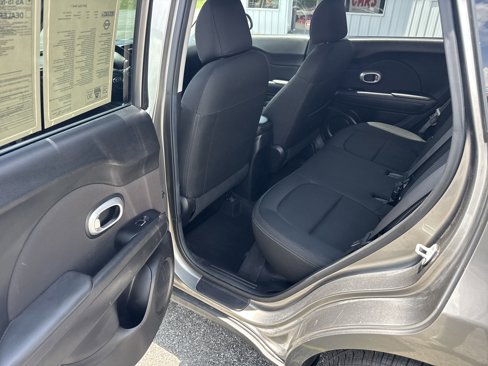 Used 2019 Kia Soul + image 23