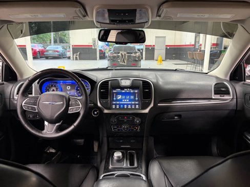 Used 2019 Chrysler 300 Limited image 56