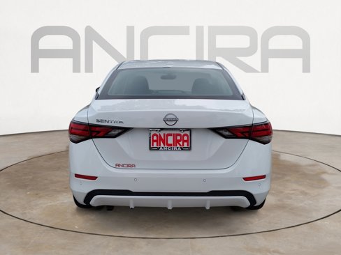 Used 2025 Nissan Sentra SV image 13