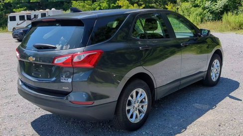 Used 2020 Chevrolet Equinox LS image 4
