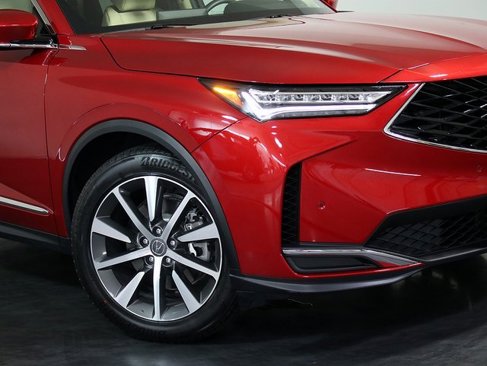 Used 2025 Acura MDX w/ Technology Package image 8