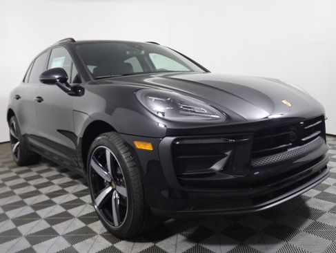 New 2024 Porsche Macan image 9