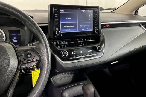 Used 2022 Toyota Corolla LE image 9
