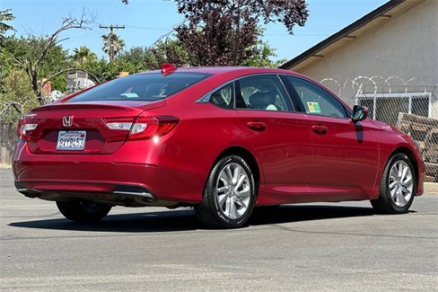 Used 2020 Honda Accord LX image 4