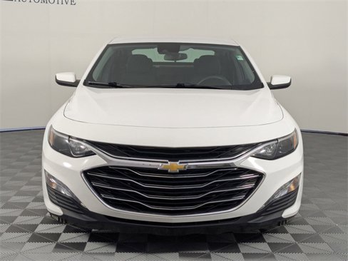 Used 2023 Chevrolet Malibu LT image 3