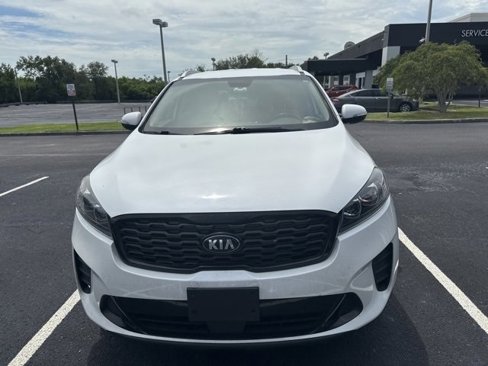Used 2020 Kia Sorento LX w/ LX I4 Convenience Package image 2