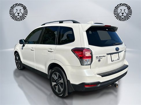 Used 2017 Subaru Forester 2.5i Limited image 7