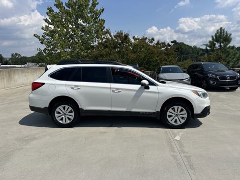 Used 2015 Subaru Outback 2.5i Premium image 5
