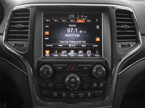 Used 2017 Jeep Grand Cherokee Overland w/ Jeep Active Safety Group image 12