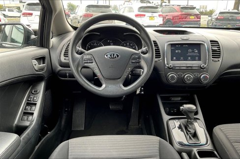 Certified 2018 Kia Forte LX w/ LX Popular Package image 8