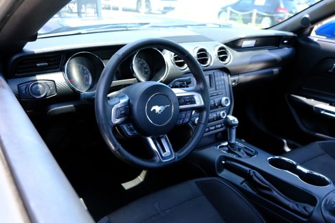 Used 2017 Ford Mustang Coupe image 23
