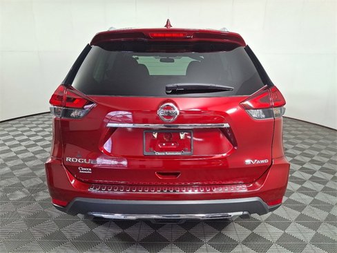 Used 2018 Nissan Rogue SV w/ Premium Package image 9