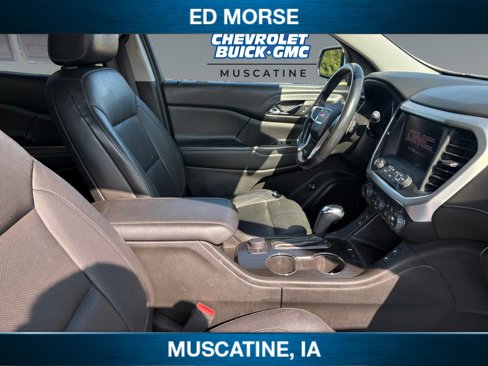 Used 2018 GMC Acadia SLT image 16