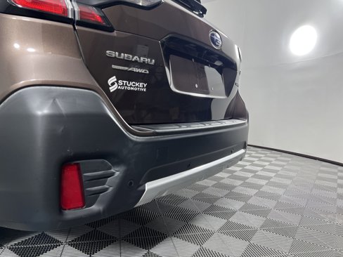 Used 2020 Subaru Outback Limited w/ Popular Package #2 image 7