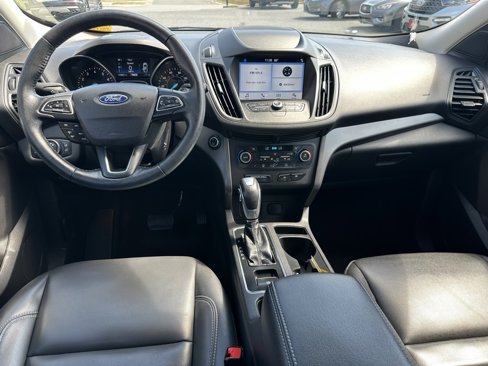 Used 2019 Ford Escape SEL image 4