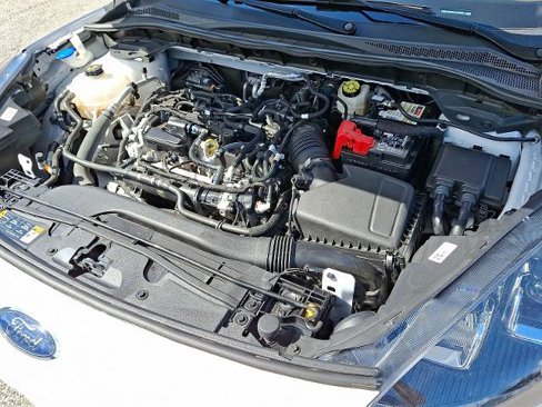 Certified 2020 Ford Escape SE image 27
