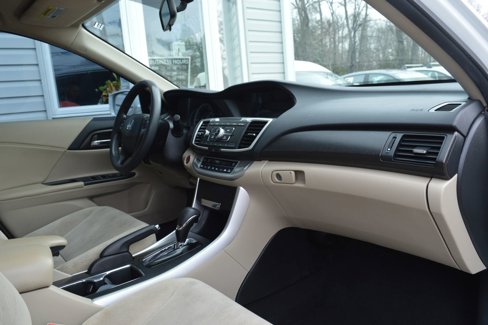 Used 2014 Honda Accord EX image 31