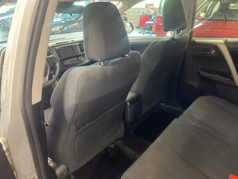 Used 2017 Toyota RAV4 XLE image 25