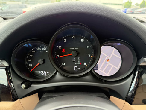 Used 2019 Porsche Macan image 16