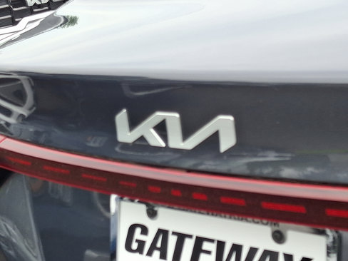 Used 2023 Kia Forte LXS w/ LXS Technology Package image 29