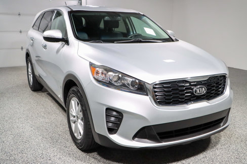 Used 2019 Kia Sorento LX image 5